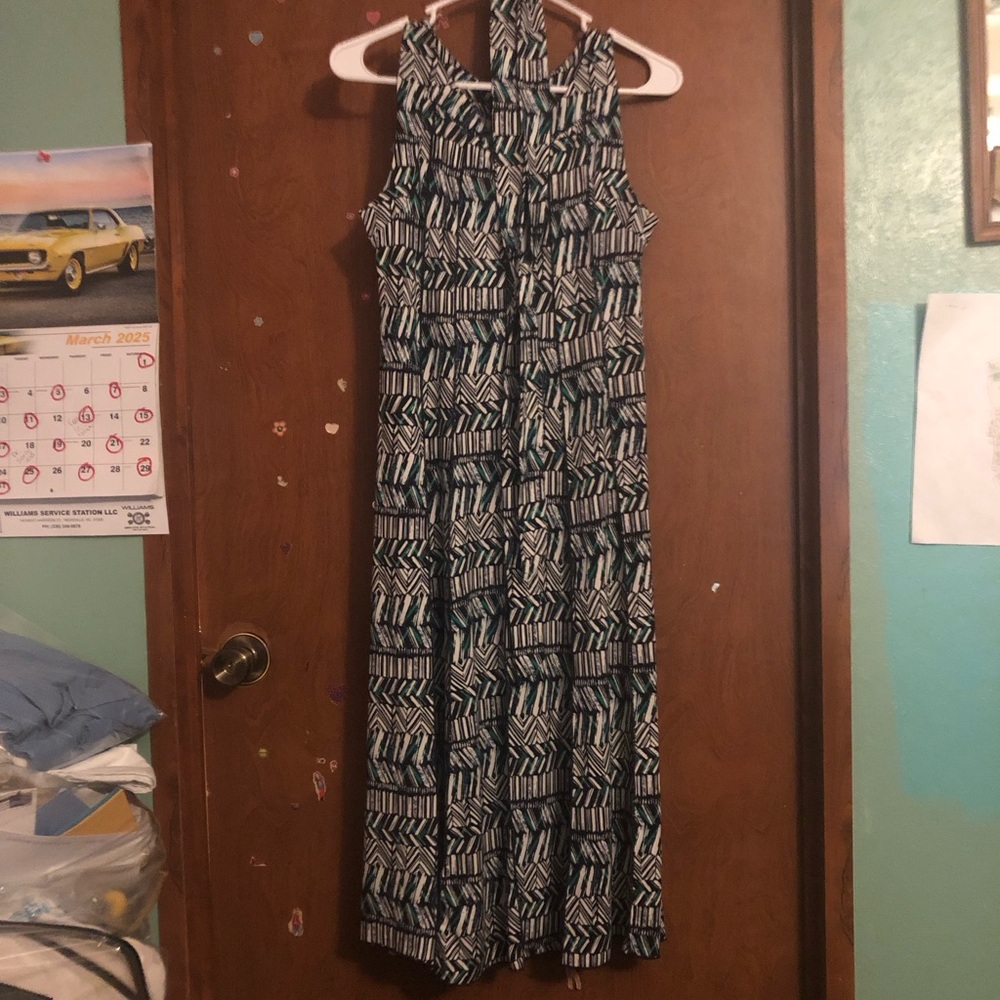 EUC ILE New York MIDI Dress 10 - Picture 1 of 5
